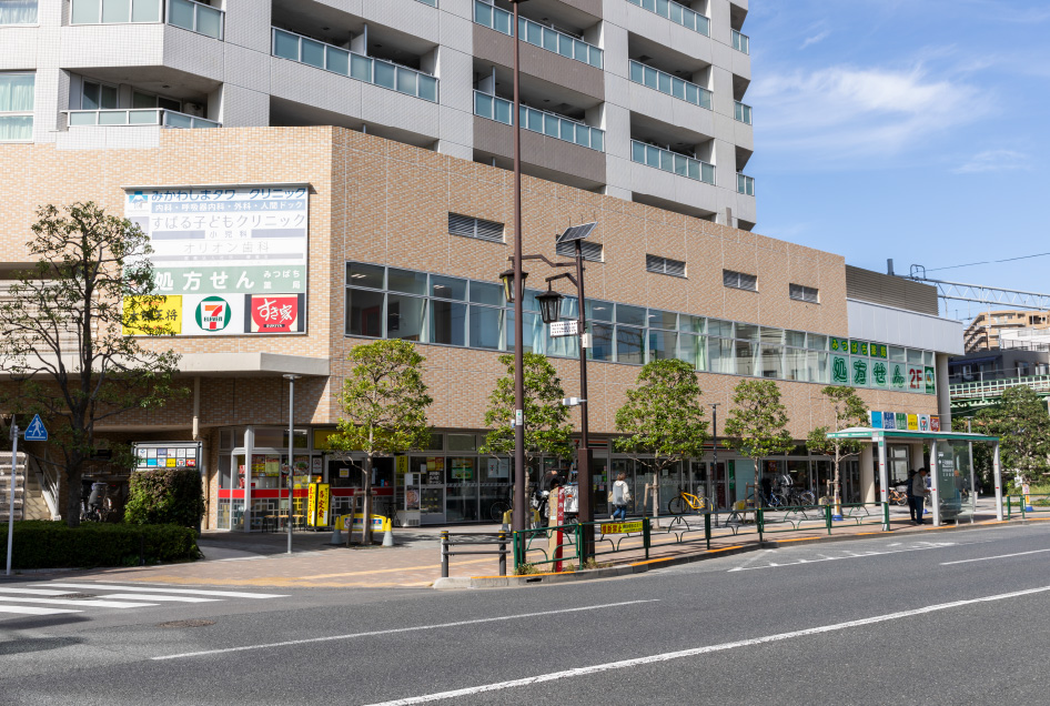 三河島駅周辺の街並（徒歩6分・約470m）