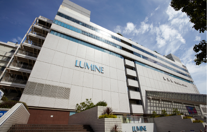 ルミネ横浜（徒歩14分・約1,060m）