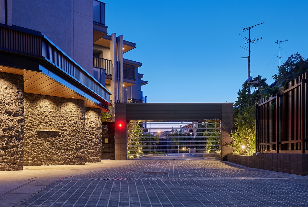 shutter gate